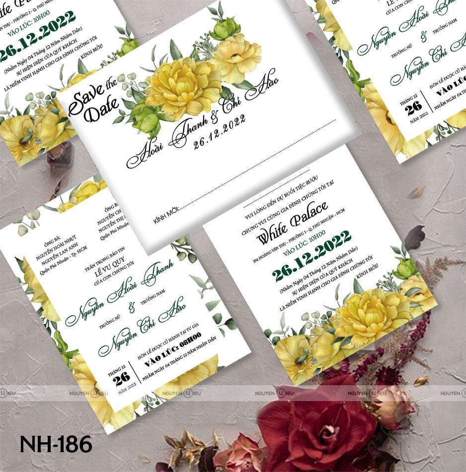 Thiệp cưới Nguyễn Hiếu thiết kế Thiệp cưới hoa màu vàng